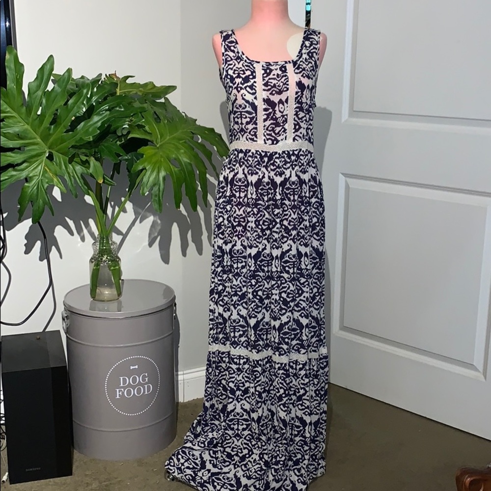 Altar’d State Maxi size S